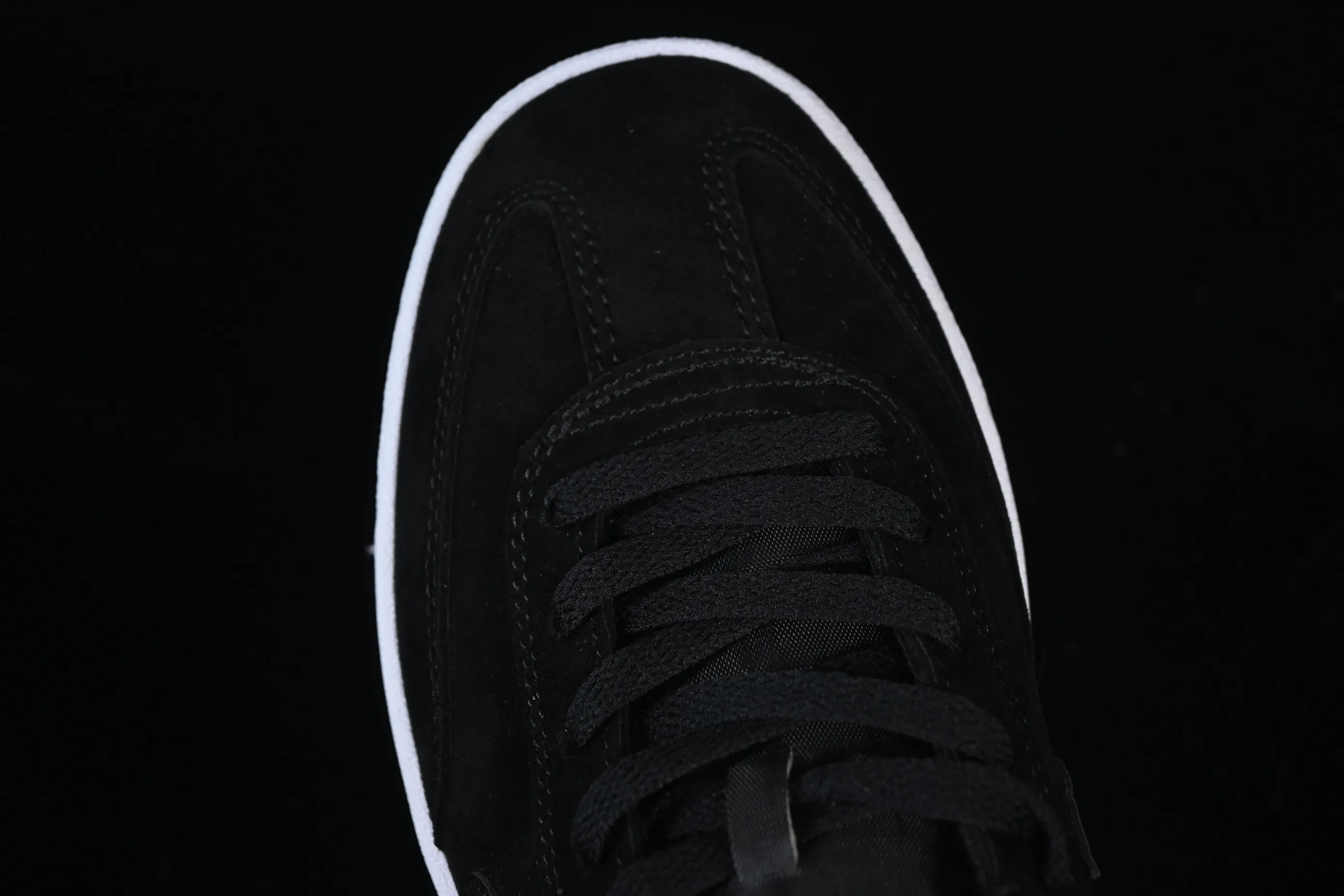 All categories Nk SB Dunk series Nike SB Fc Classic campus sneakers Nike SB Fc Classic Nike autumn and winter campus casual sneakers 909096-001